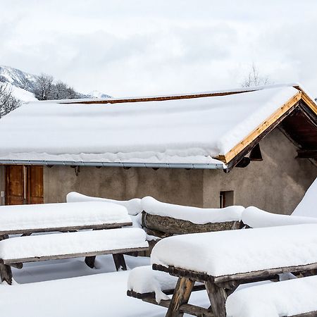 Langley Hotel La Vieille Ferme 라살르레알프 외부 사진