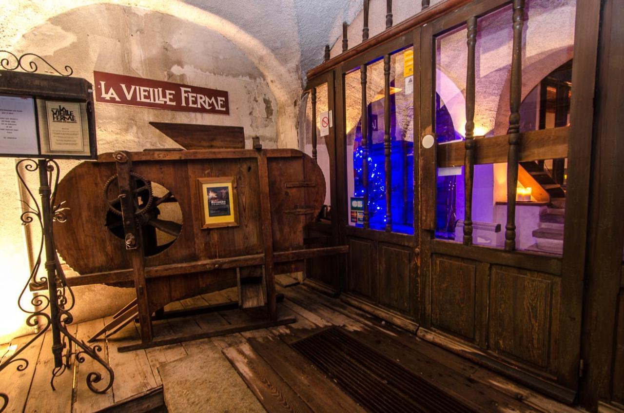 Langley Hotel La Vieille Ferme 라살르레알프 외부 사진
