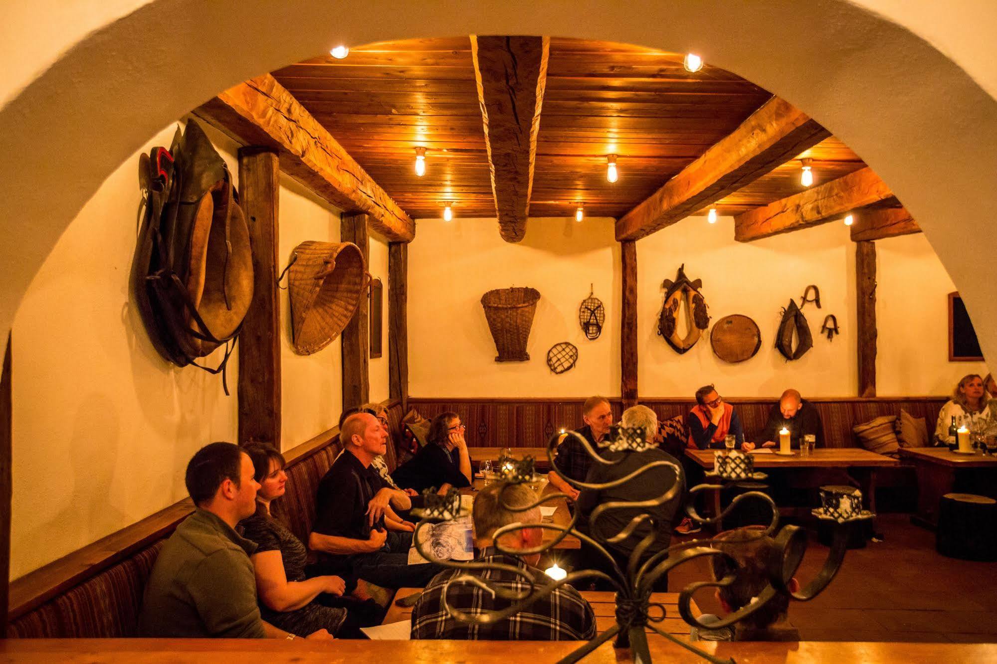 Langley Hotel La Vieille Ferme 라살르레알프 외부 사진