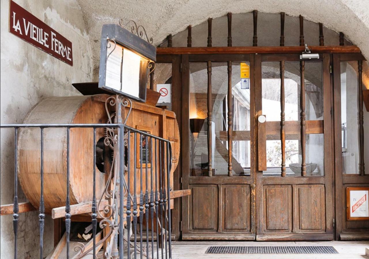 Langley Hotel La Vieille Ferme 라살르레알프 외부 사진